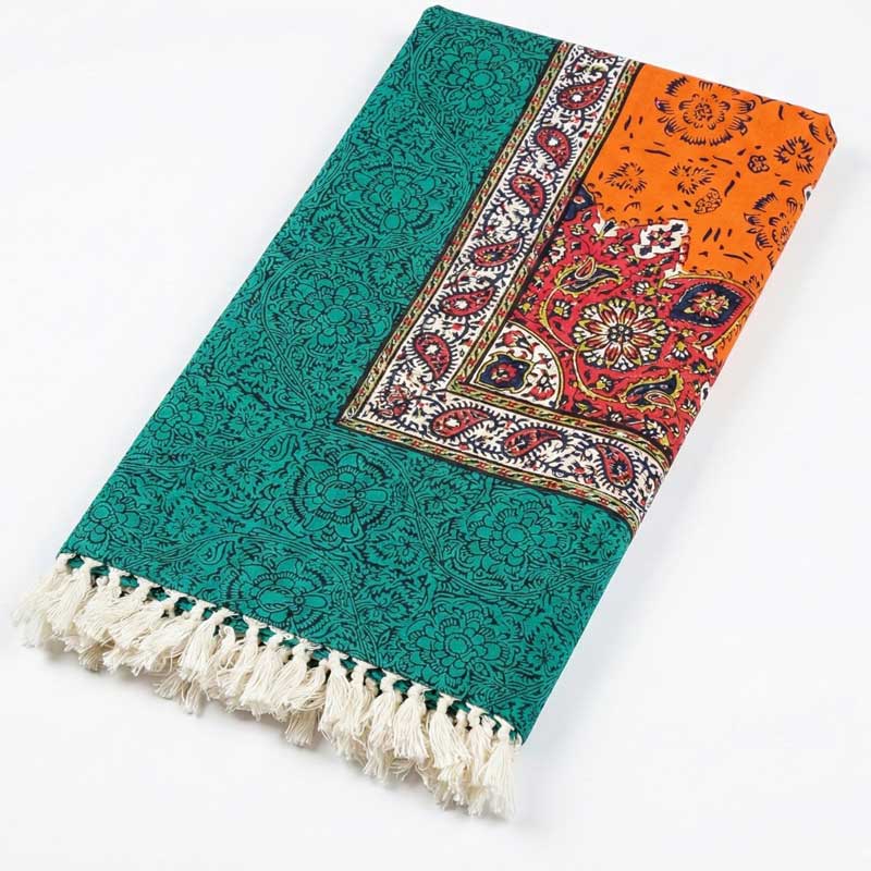 قلمکار، روایت‌گر تاریخ بر بوم پارچه 